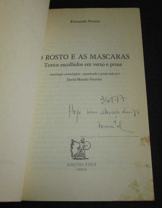 Livro Fernando Pessoa O Rosto e as máscaras Ática