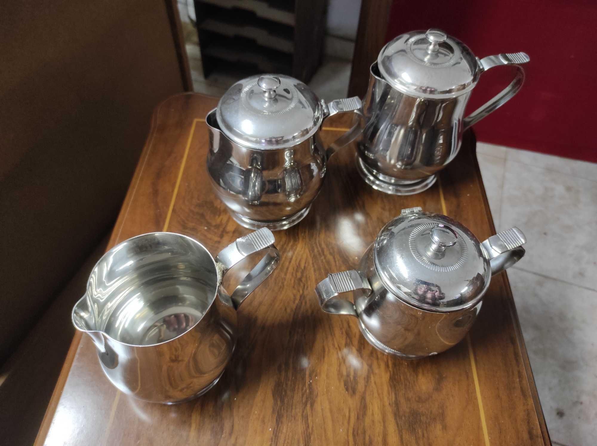 Conjunto Vintage de 4 peças de chá e café