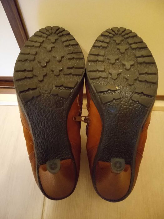 Botki brązowe na wysokim obcasie rozmiar 37