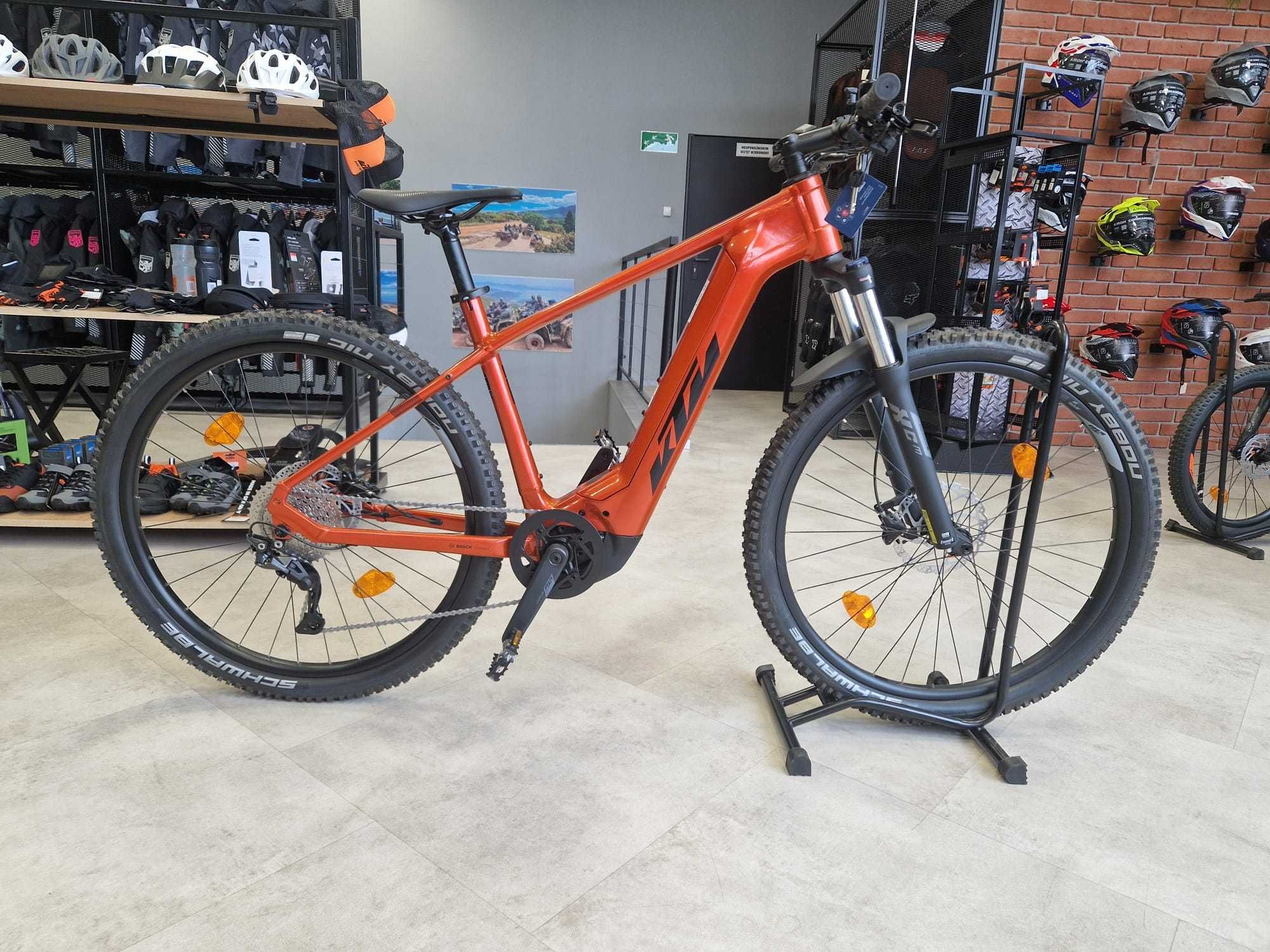 KTM Macina Team 793