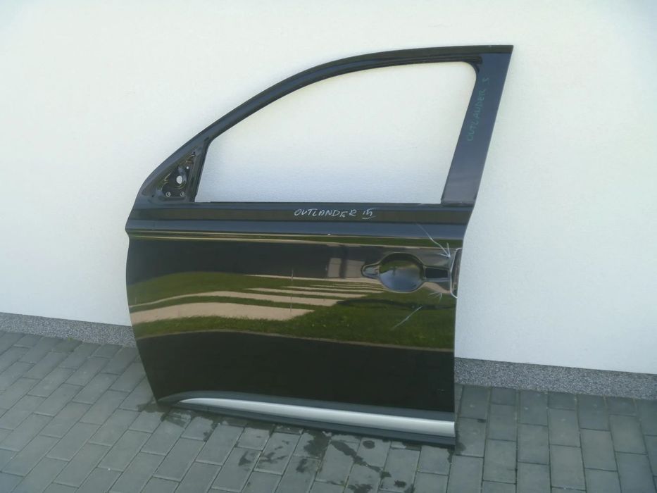 MITSUBISHI OUTLANDER III LIFT 2019 DRZWI PRZEDNIE LEWE