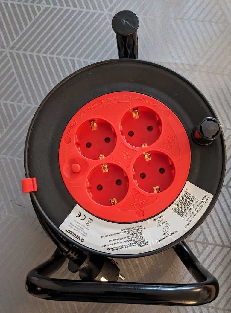 Przedłużacz 15m bębnowy 4gniazda  IP20 < 3200W czysta miedź nieużywany