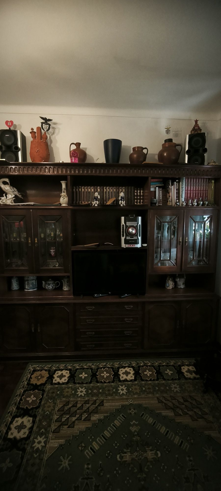 Móvel de sala antigo