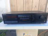 Sprzedam odtwarzacz kasetowy sony