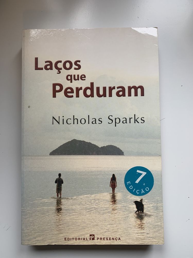 Livro "Laços que perduram"