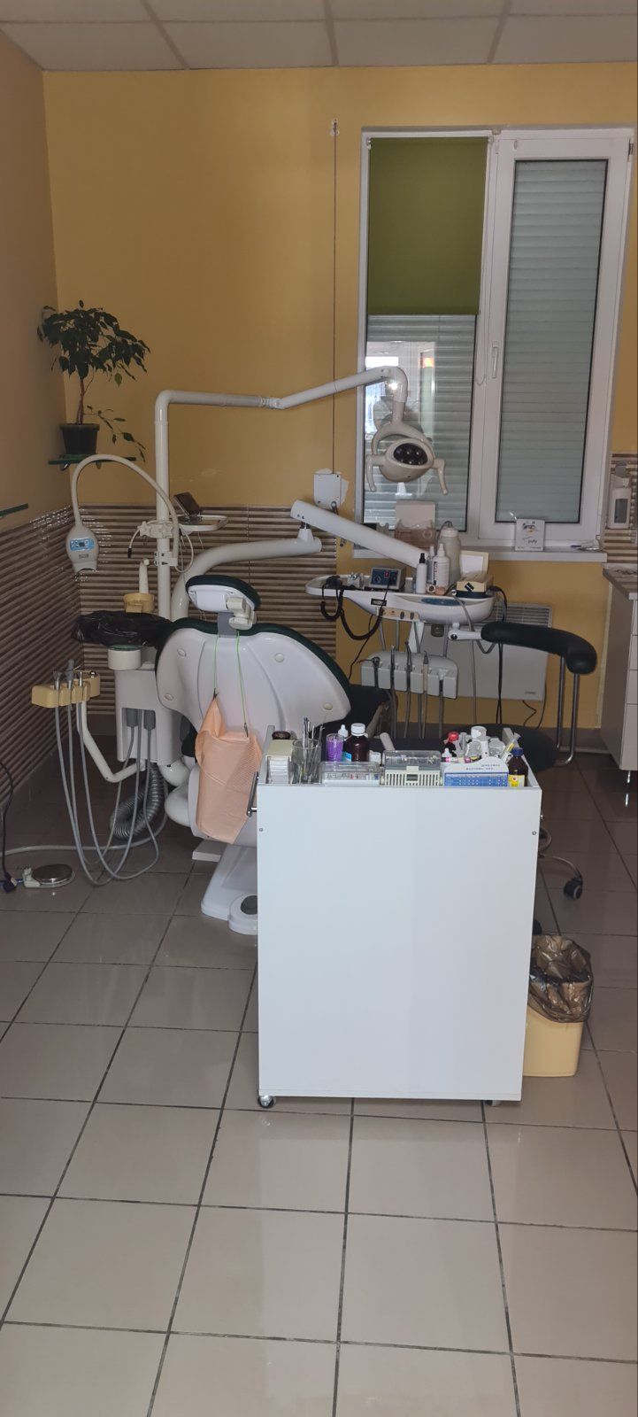 Продається приміщення стоматологія в м. Коростень