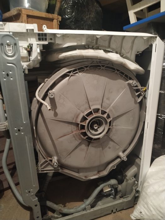 Корпус та запчастини пральної машини електролюкс (амортизаторами, підв