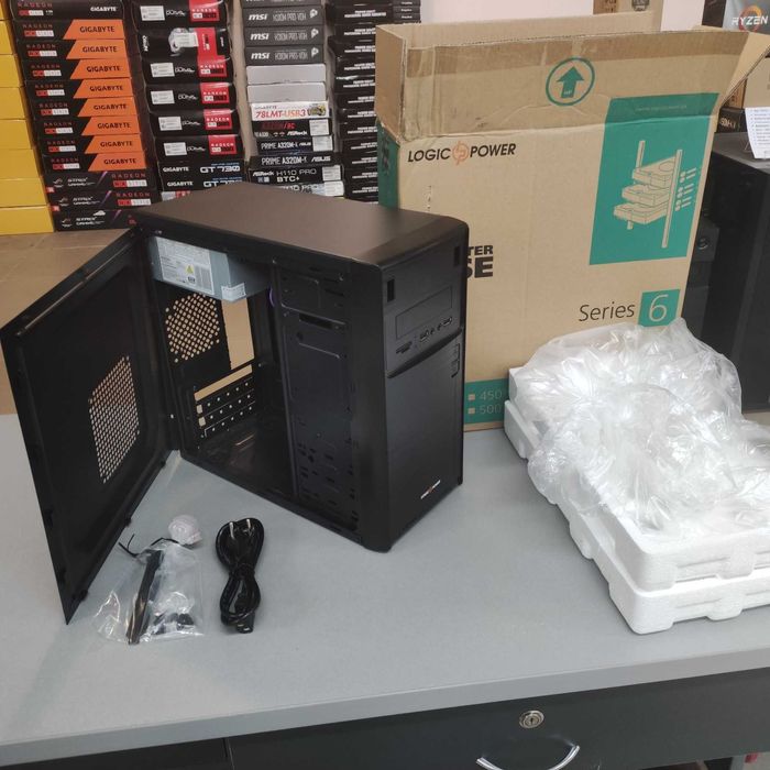 Корпус LogicPower c Блоком питания 400w НОВЫЕ