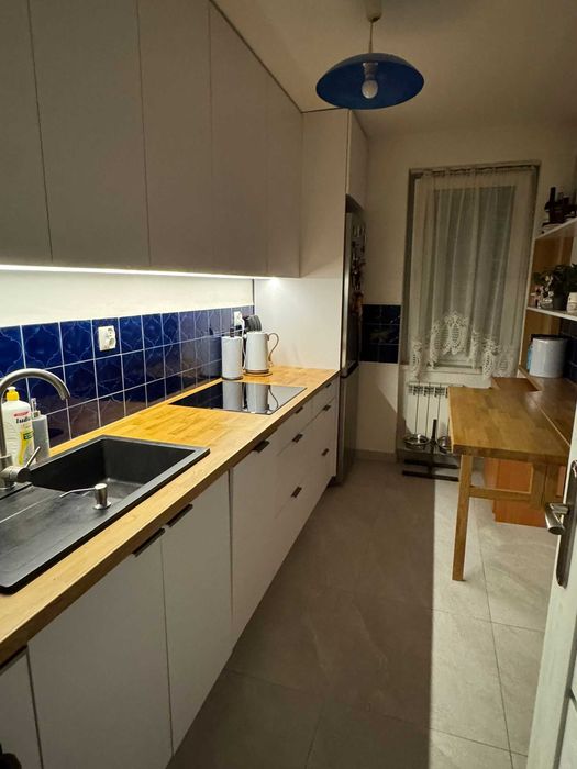 Wynajmę 3-pokojowe mieszkanie z dobrą komunikacją, na skraju parku