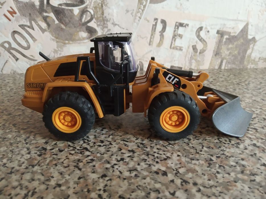 Игрушка трактор снегоуборщик машинка