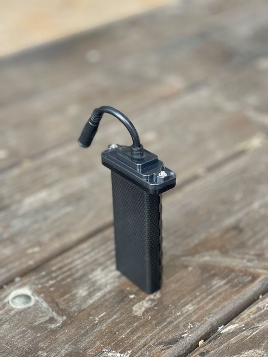 GPS Трекер для авто  Працює навіть при РЕБ