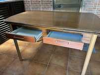 Mesa de madeira extensivel