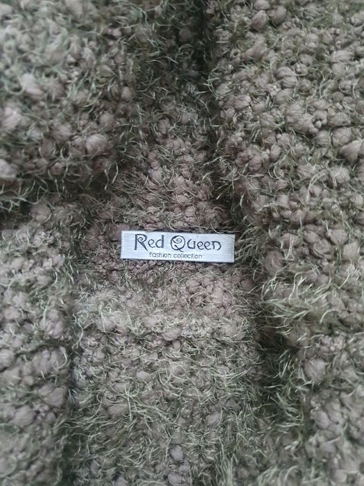 Sweter z ciekawym dekoltem/golfem nowy