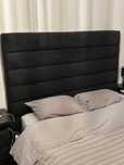 Cama de veludo preto