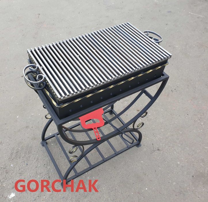 Мангал на 10 шампурів, сталь 4 мм, на радіусній стійці з дровницею