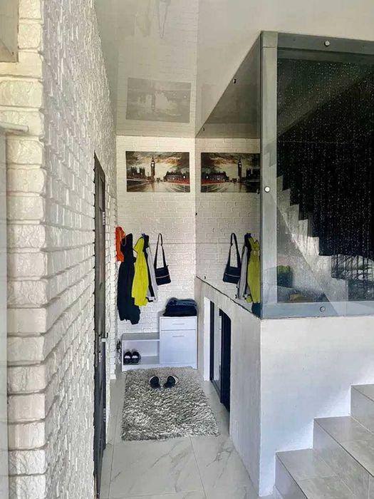 Уникальная 2-этажная квартира с ТЕРРАСОЙ на крыше. Посуточно, почасово