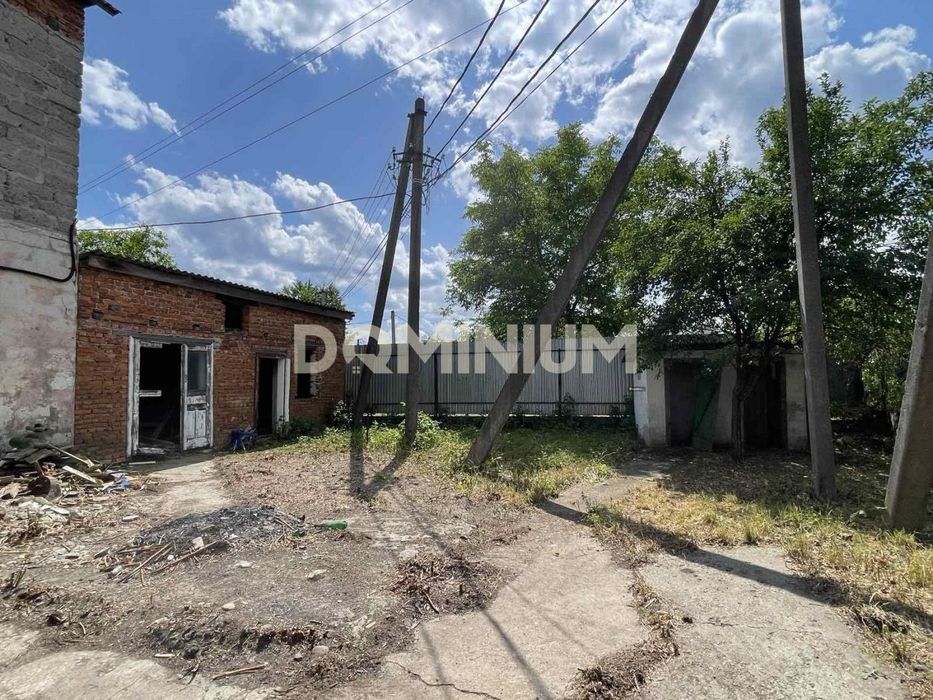 Продається комерція на центральній дорозі, в с. Іза