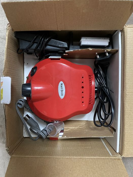 Фрезер для манікюра повної комплектаціі