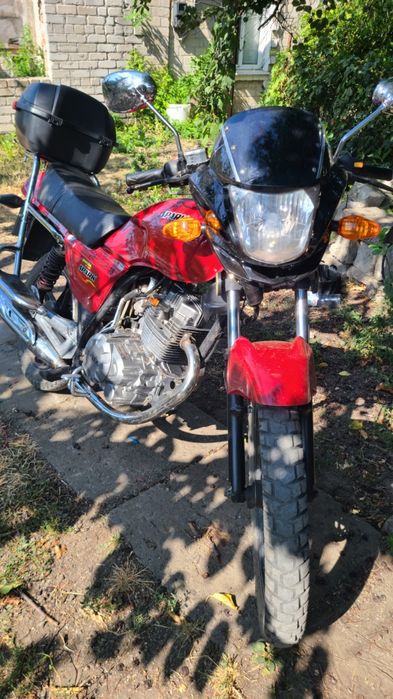 Продам мотоцикол спарк sp150r-19