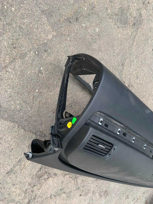 deska rozdzielcza konsola kokpit volkswagen passat b6 b7