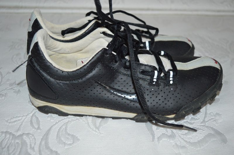 NIKE sportowe buty damskie 38