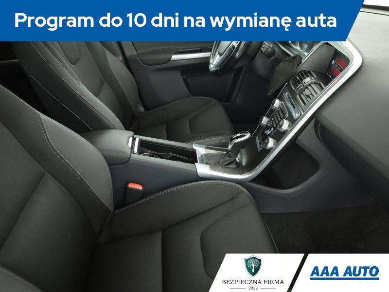 Volvo XC 60 D4, Salon Polska, Serwis ASO, 181 KM, Automat, Navi, Xenon, Bi-Xenon,