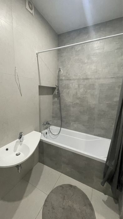 Квартира посуточно та что на фото ,от хозяйки,центр города