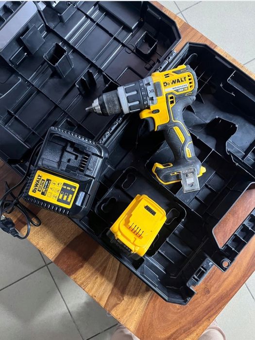 Wkrętarka DeWalt zasilanie akumulatorowe 18 V DCD791N