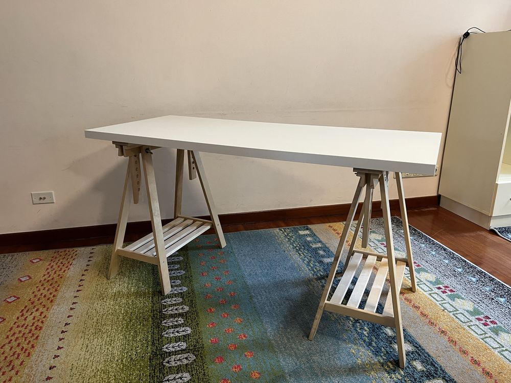 Письмовий стіл IKEA