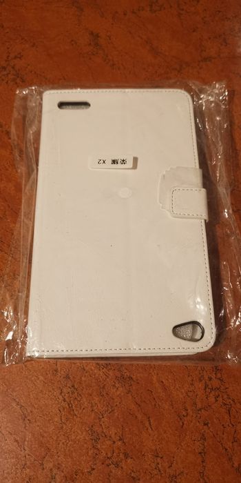 Huawei Honor MediaPad X2 3/32GB posiada sklep google play.