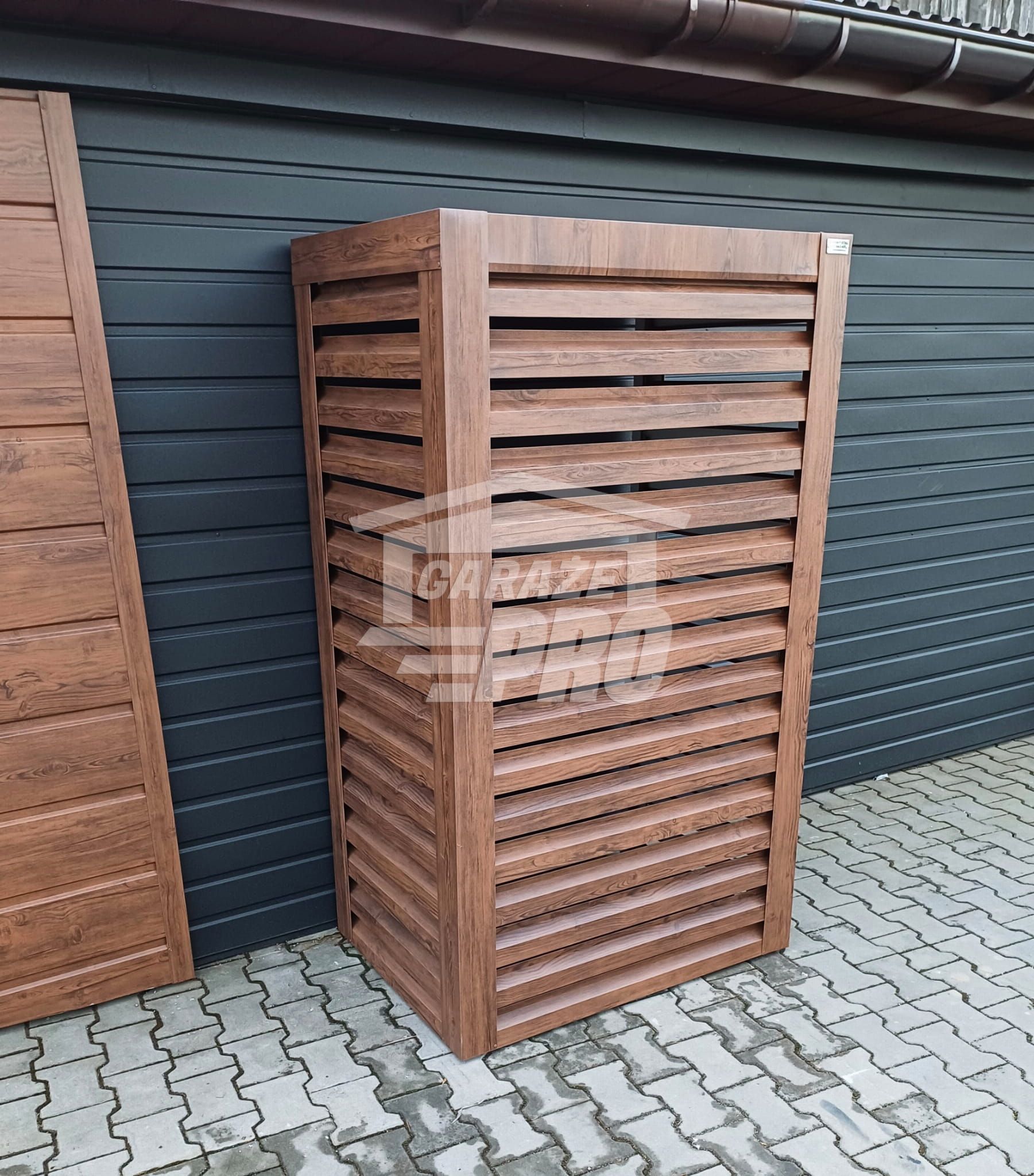 Osłona pompy ciepła 70x40x190 cm ciemny orzech GP316