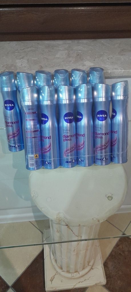Lakier do wlosow NIVEA