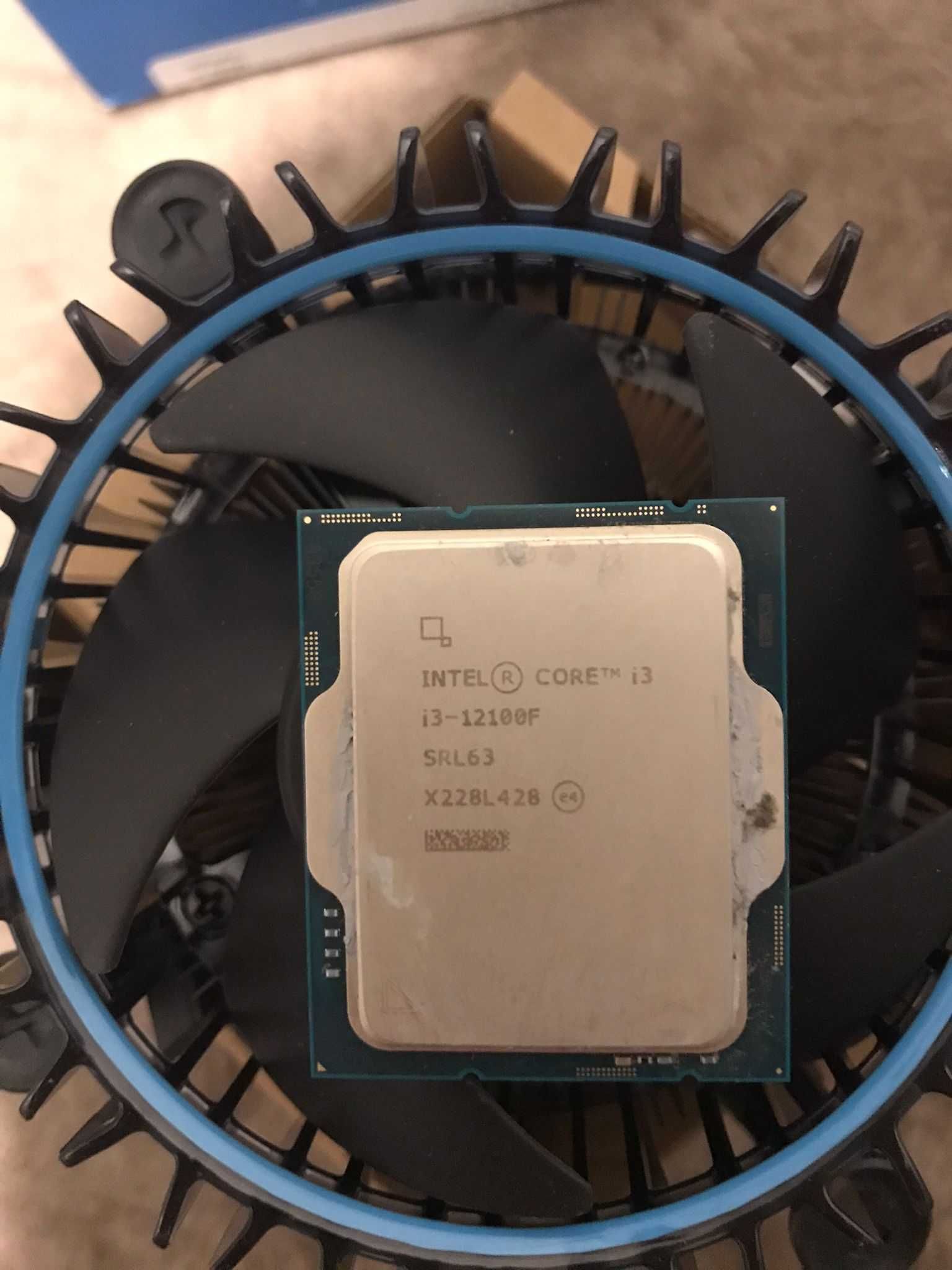 procesora, Procesor Intel Core i3-12100F, 3.3 GHz, 12 MB, BOX