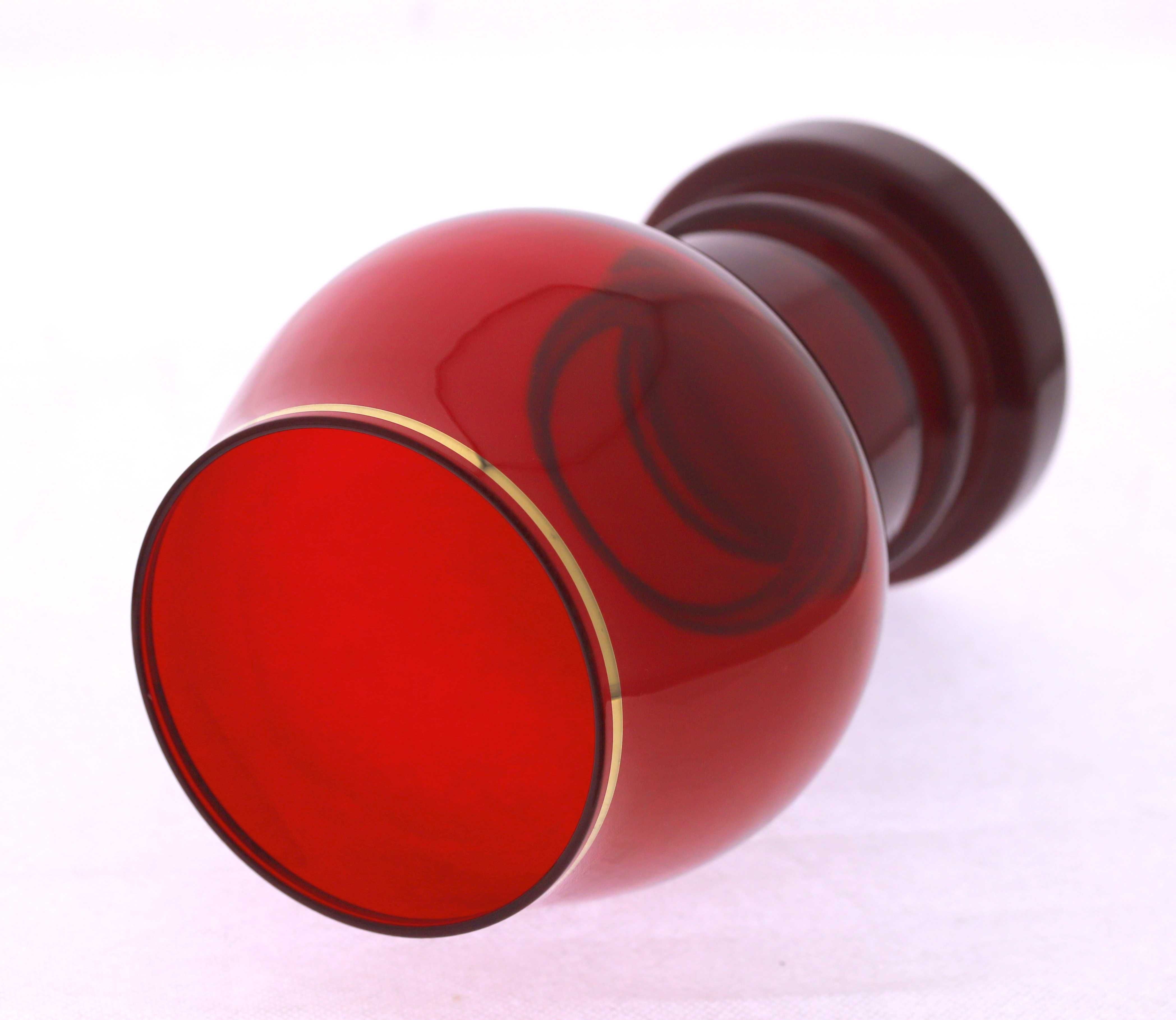 Wazon szklany rubinowy czerwony PRL vintage New LOOK