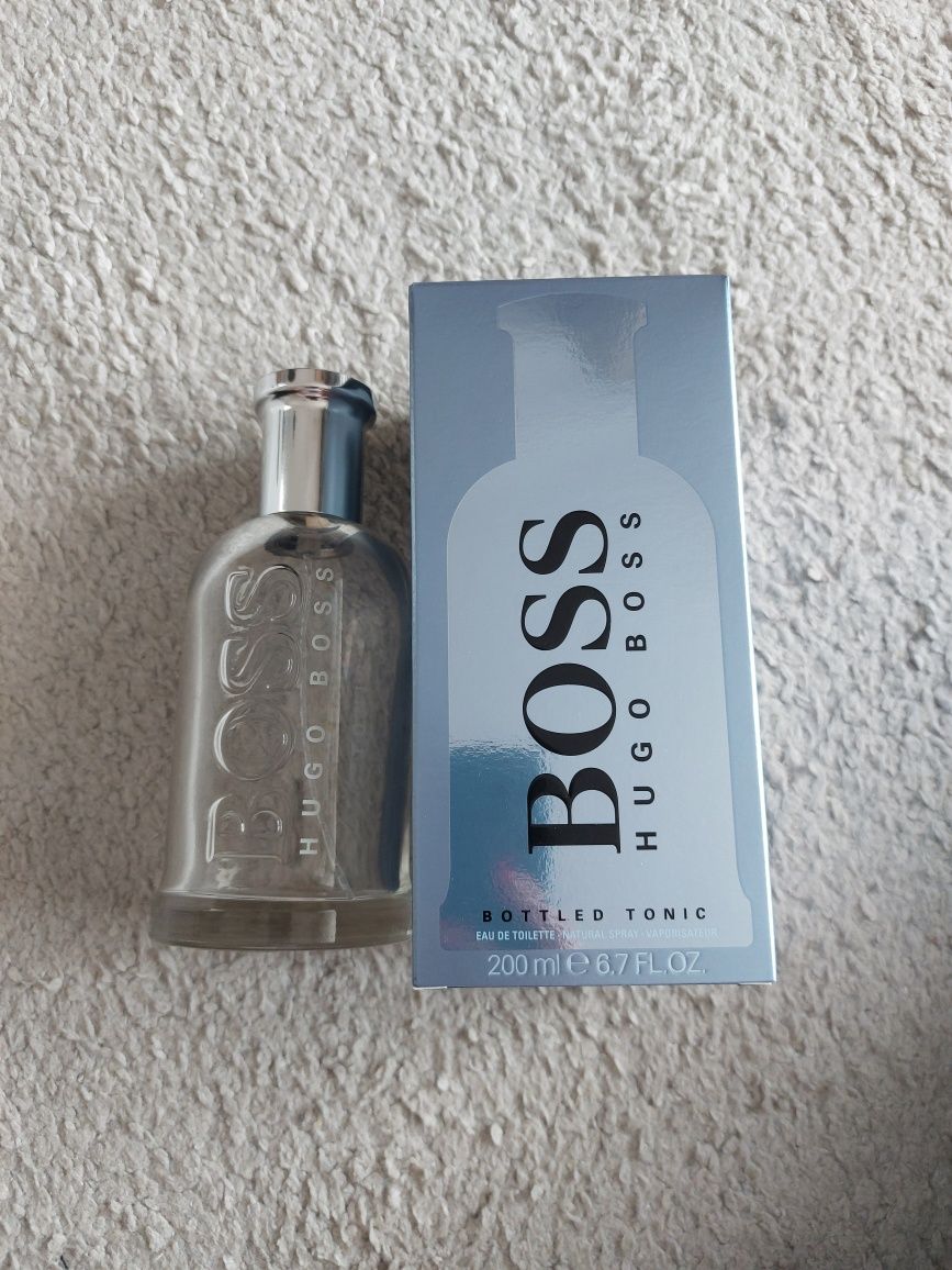 Flakon butelka po perfumach HUGO BOSS Tonic 200 ml z pudełkiem