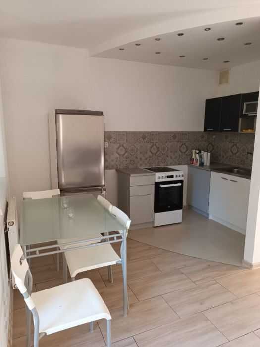 Wynajmę kawalerkę z ogródkiem