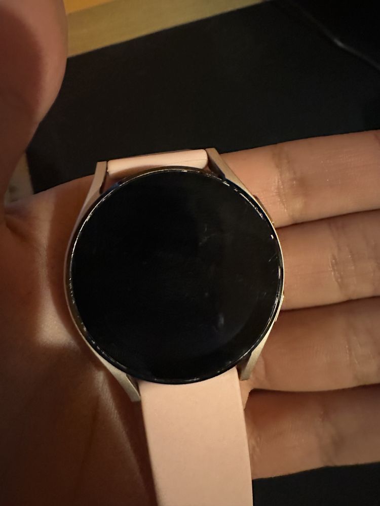 Smartwatch SAMSUNG Galaxy Watch 4 SM-R860NZ 40mm Różowo-złoty