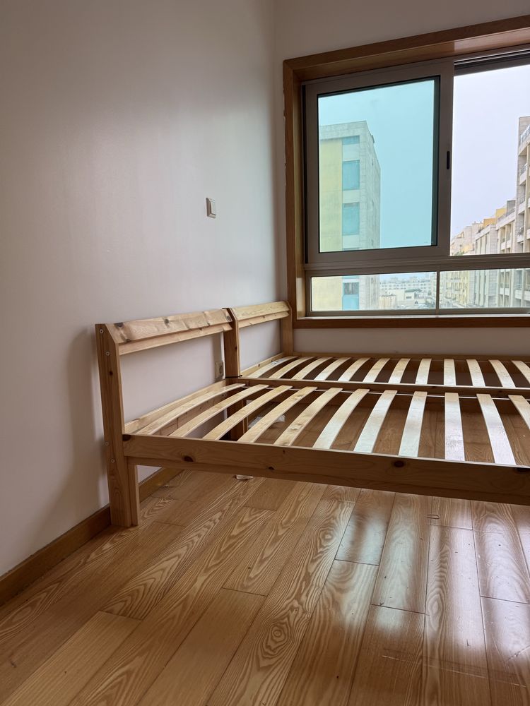 Cama Solteiro + estrado 90x200