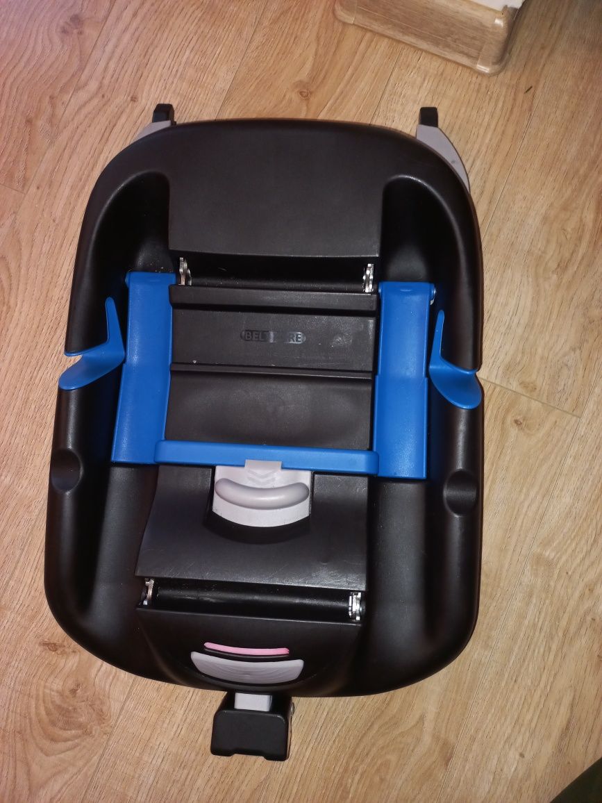 Sprzedam wózek 3w1 + isofix