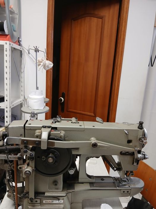 Máquina costura mosquear Tokio Juki