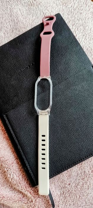 Продам новий ремінець браслет для  xiaomi mi band 7,8