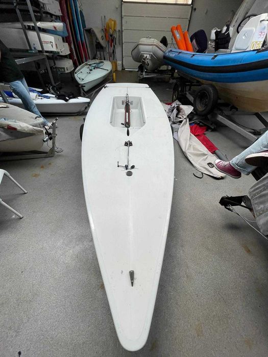 Barco à vela Laser / ILCA 6