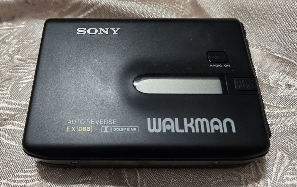 Продам плеер Sony Walkman WM-FX70