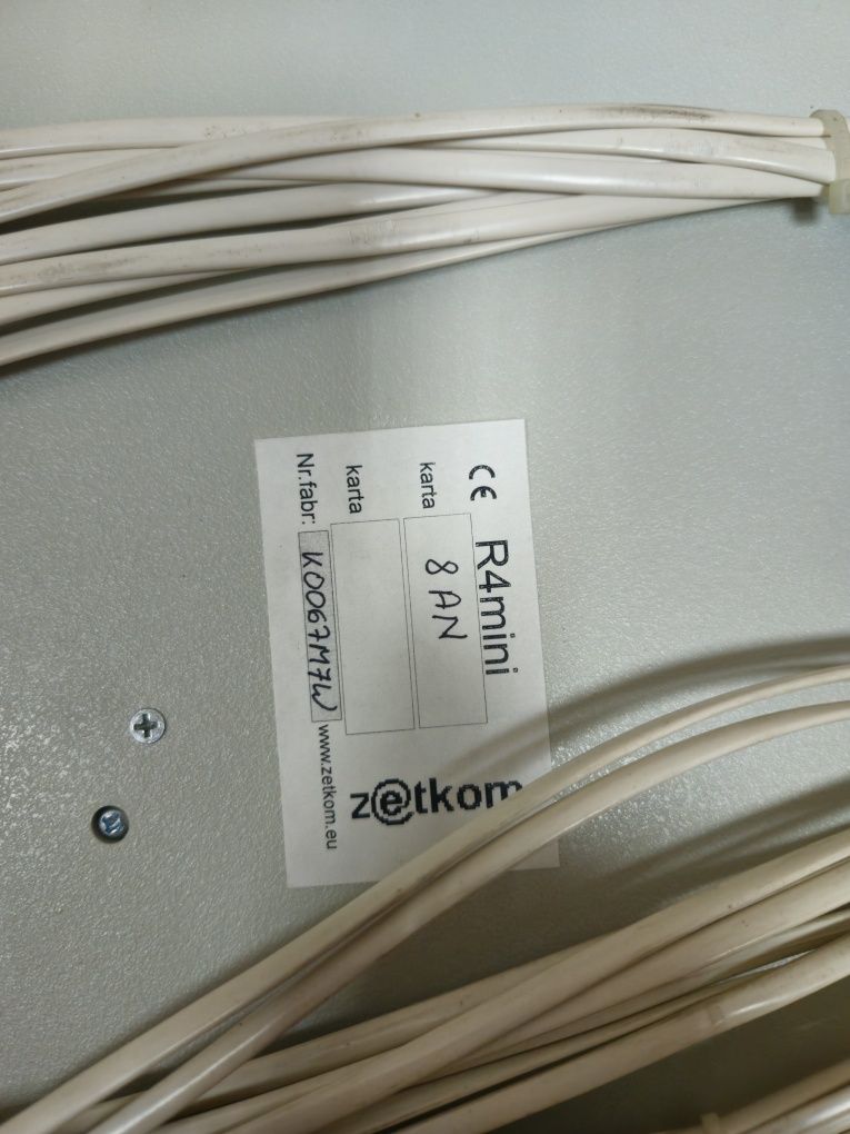 Nagrywarka rozmów Zetkom R 4 mini, 8 linii analogowa, używana