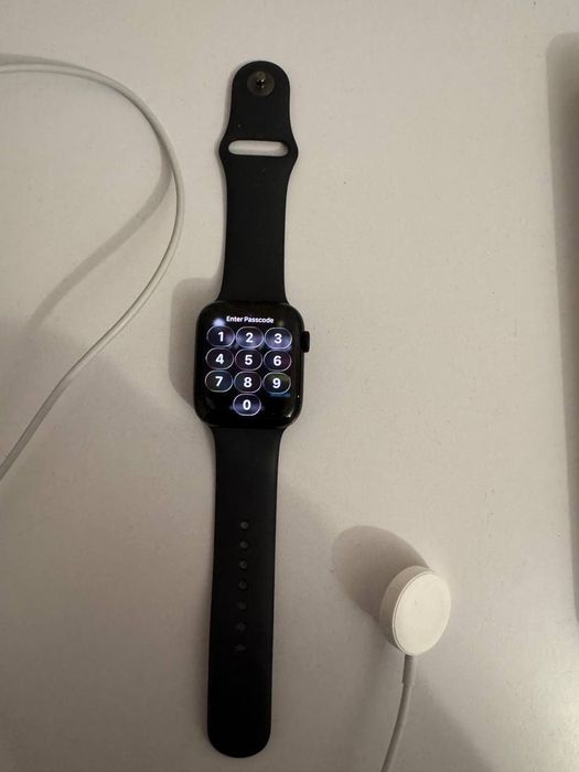 Apple Watch SE (2023)