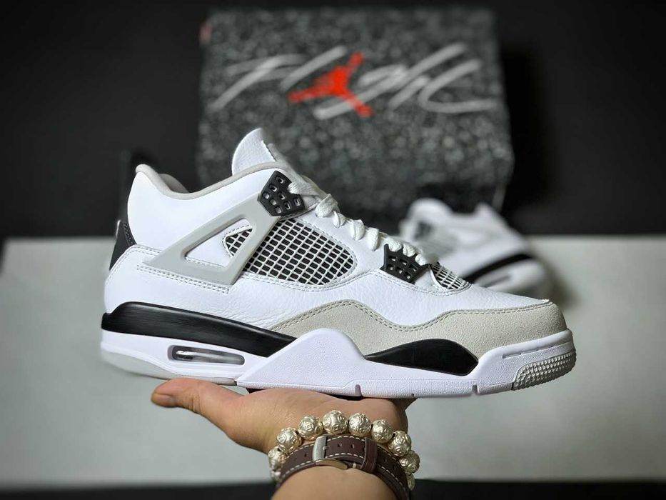 Jordan 4 military black