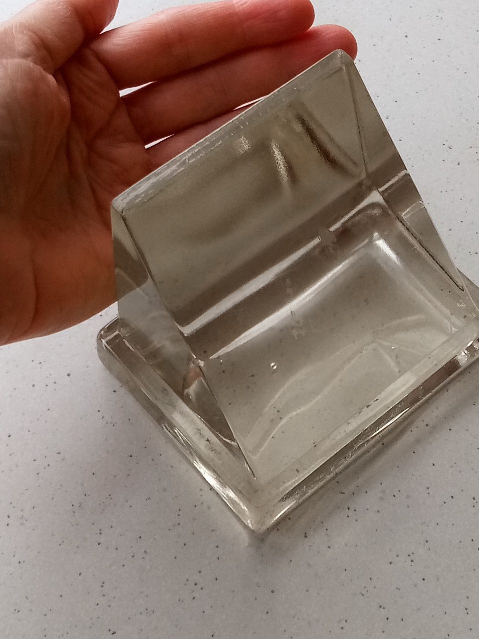 Szklany przycisk ciężki piękny zabytkowy 10x9x8
