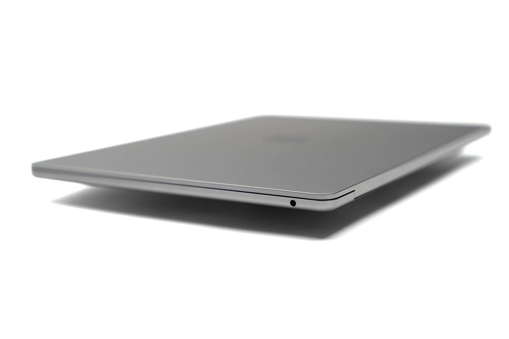 Nowy MacBook Air 15” M3 –Space Grey 16 GB 512 GB