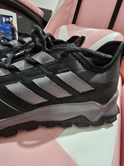 Buty nowe Adidas kanadia trail eu46