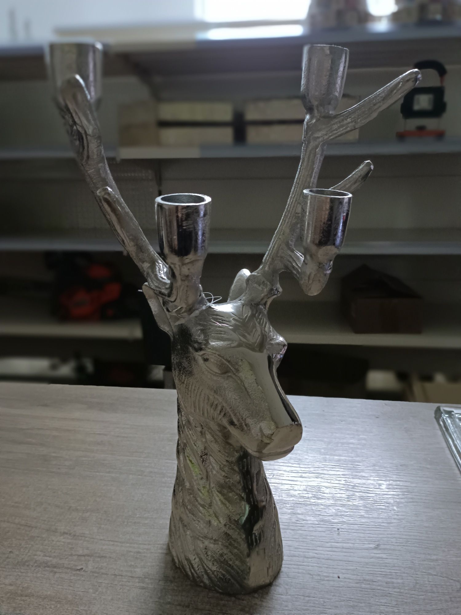 Świecznik aluminiowy jeleń
